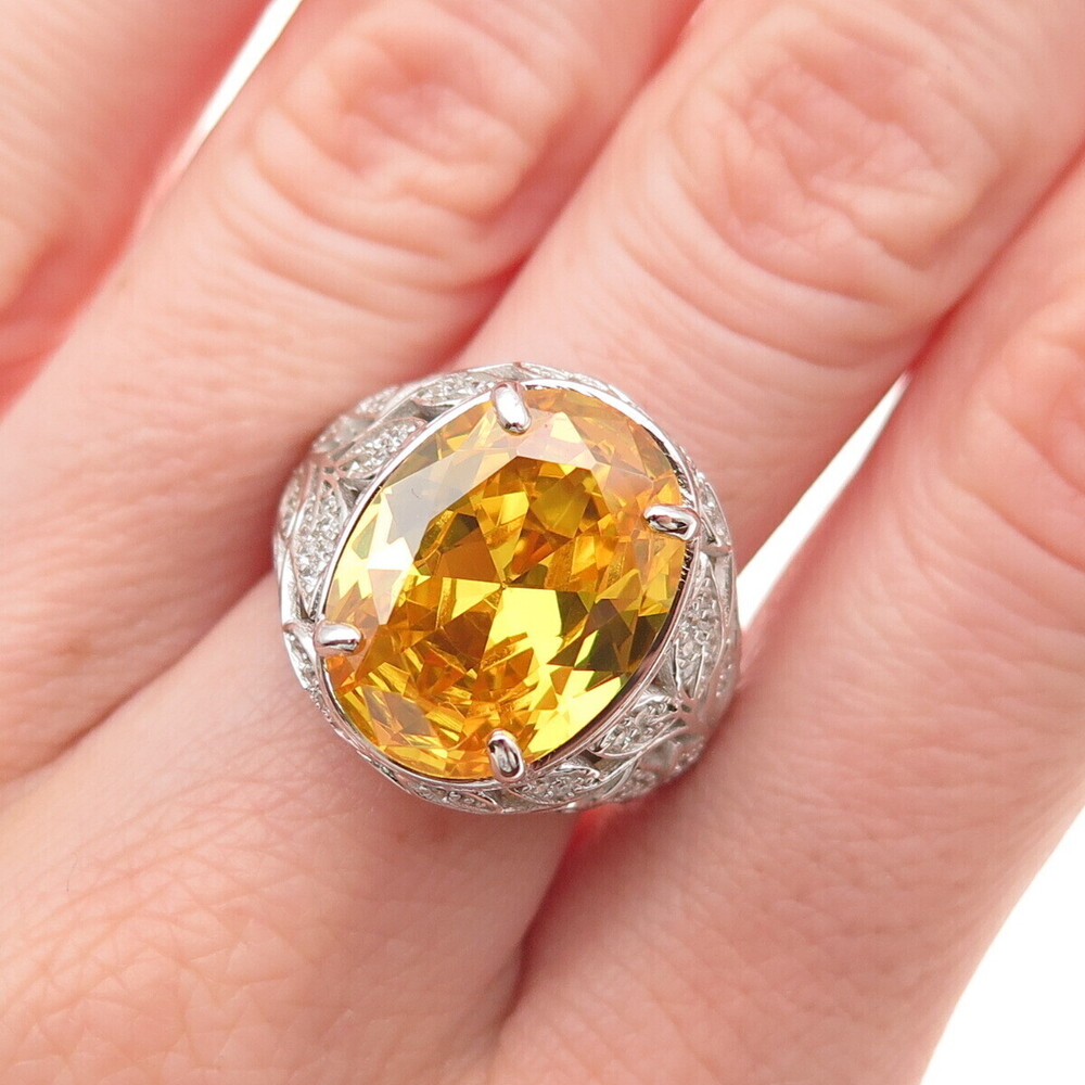 925 Sterling Silver Oval-Cut Canary & Round-Cut White C Z Ring Size 7.25
